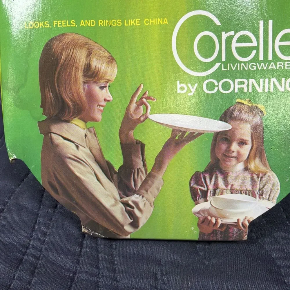 Vintage Corelle Spring Blossom Green 4 Saucers 506-1 NOS Original Box